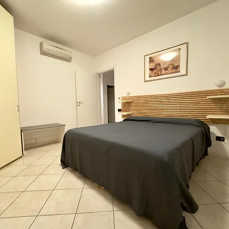 Appartement House Garden Piacenza