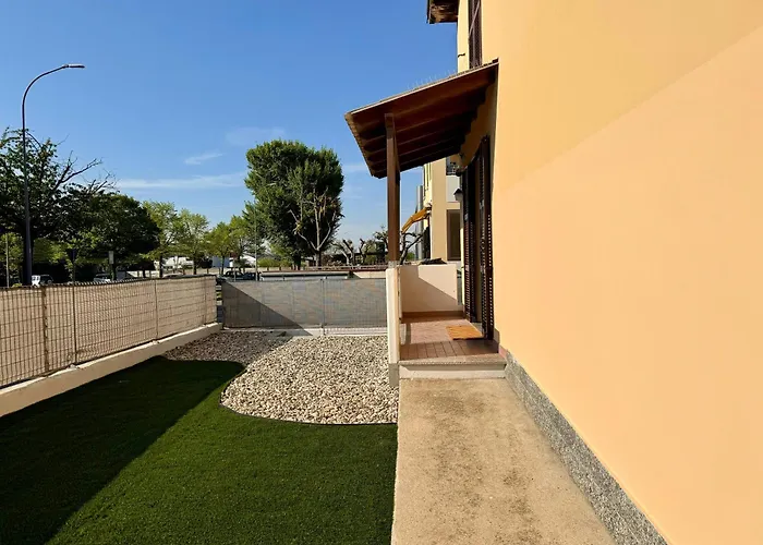 House Garden Apartament *